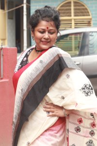 KHADI COTTON HANDLOOM SAREE WITH RED AND BLACK BORDER