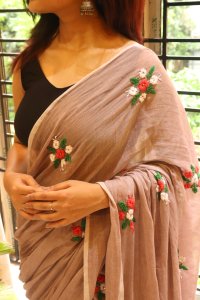 PINK NUDE BROWN HAND EMBROIDED MUL COTTON SAREE